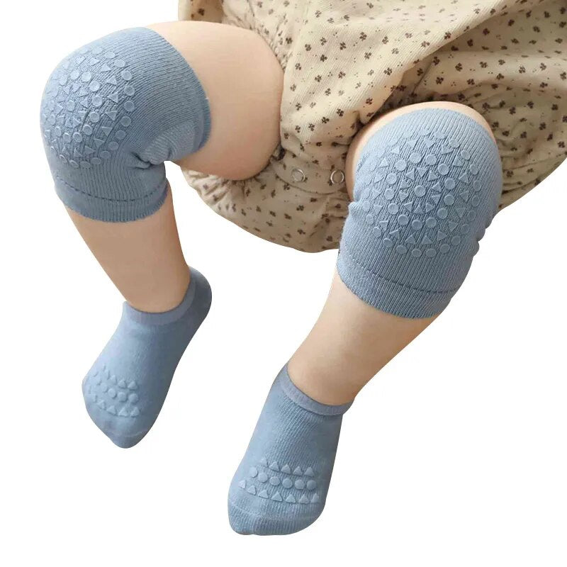 Baby Knieschützer Set mit Anti Rutsch Socken